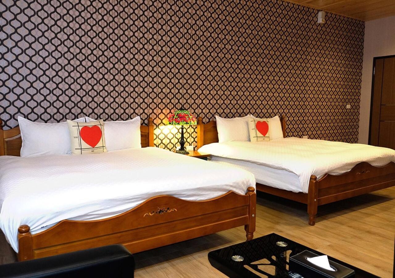 Chu Dream Hostel Città di Hualien Esterno foto