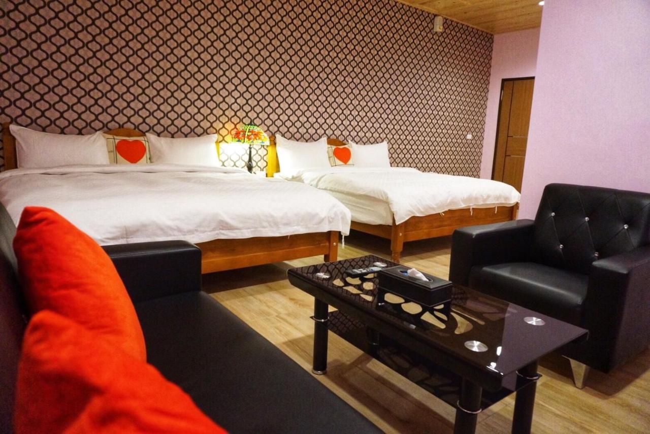 Chu Dream Hostel Città di Hualien Esterno foto